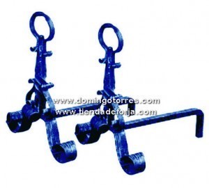 Morillo de leña forja artística MOR-8 ‹ Forja Domingo Torres S.L.