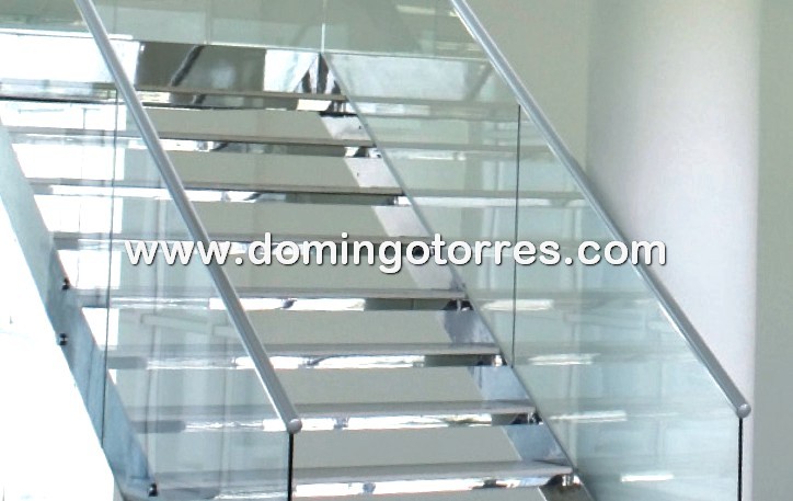 Nº8410 Escalera de cristal con soportes y pasamanos de acero inoxidable