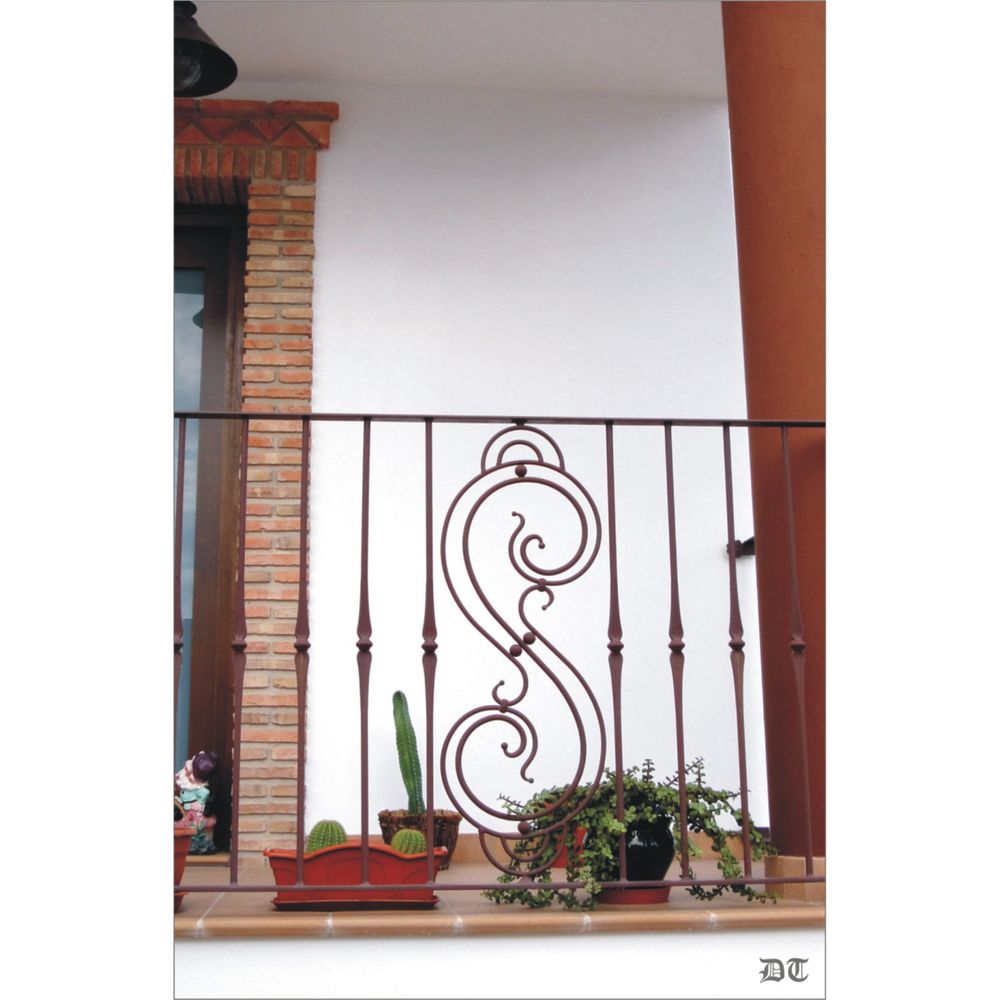 2093 Barandilla de corte sencillo con S central de hierro 2093 Barandilla de corte sencillo con S central de hierro