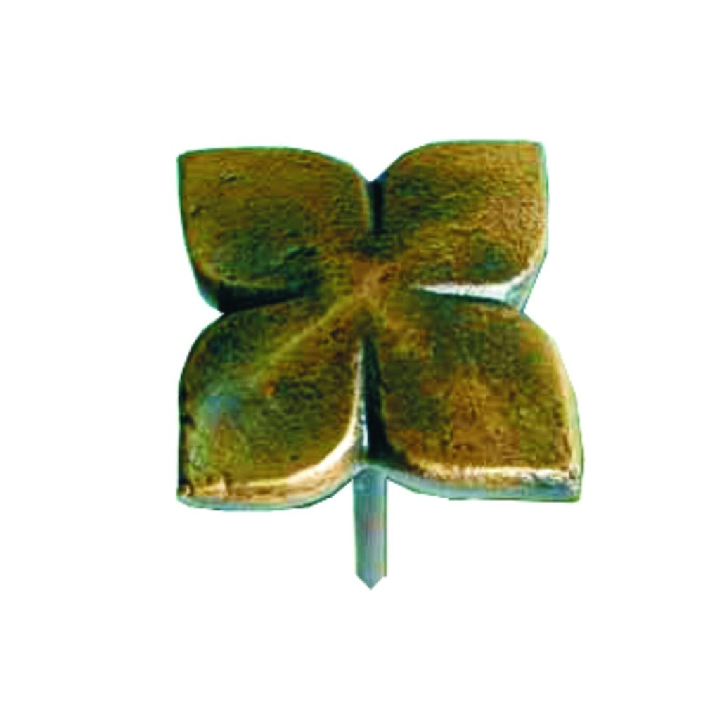 8-CL Clavo con 4 hojas de latón rústico 8-CL Clavo con 4 hojas de latón rústico