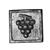 28-RF Roseta cuadrada de forja con racimo