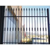5068 Verja con accesorios de forja