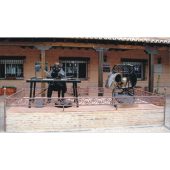 QJ-62 Cervantes con mesa y atril de forja artística